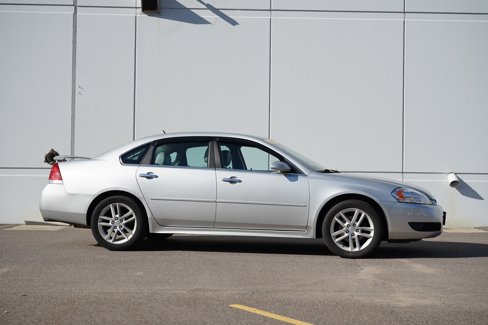 Used 2012 Chevrolet Impala LTZ image 2
