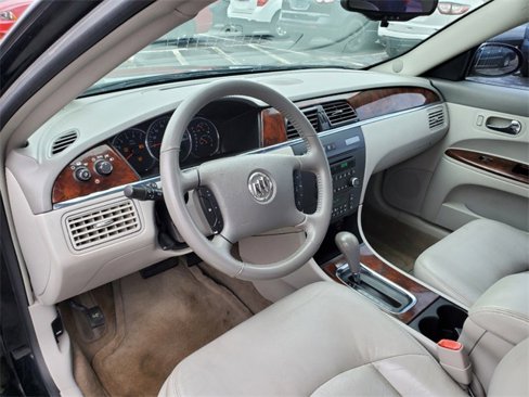 Used 2009 Buick LaCrosse CXL image 10