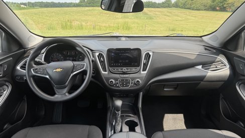 Used 2022 Chevrolet Malibu LT image 28