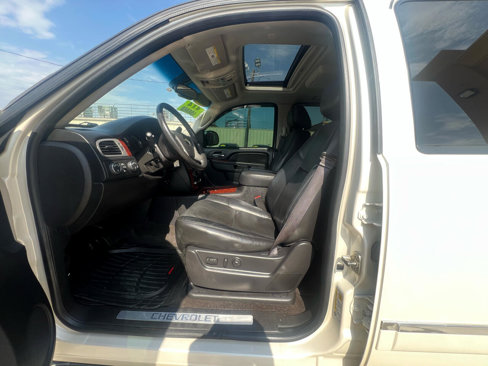 Used 2014 Chevrolet Tahoe LTZ image 10