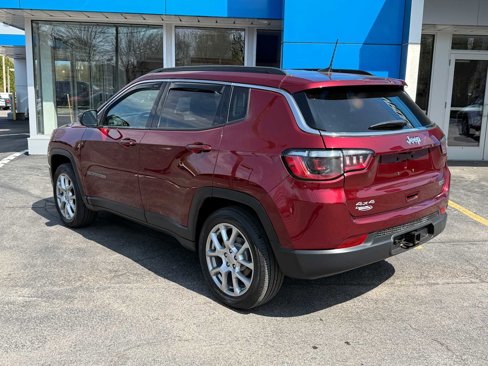 Used 2022 Jeep Compass Latitude image 7