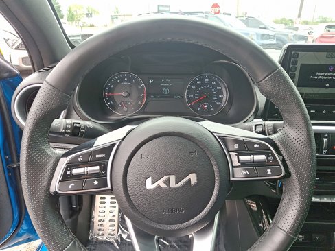 Used 2023 Kia Forte GT-Line w/ GT-Line Premium Package image 20