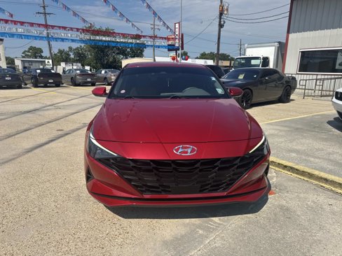 Used 2023 Hyundai Elantra SEL w/ Convenience Package image 2