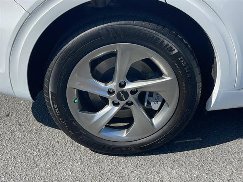 Used 2026 Genesis GV70 2.5T image 32