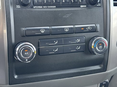 Used 2012 Nissan Frontier SL image 22