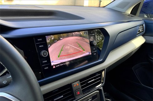 Used 2022 Volkswagen Taos SE image 21