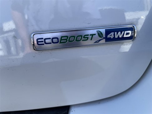 Used 2020 Ford Explorer XLT w/ Comfort Package image 8