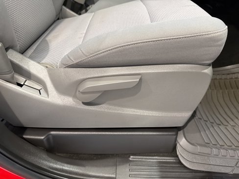 Used 2016 Chevrolet Silverado 1500 Custom image 12