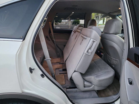 Used 2007 Hyundai Veracruz GLS image 17
