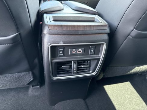 Used 2020 Nissan Murano Platinum image 27
