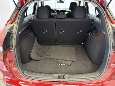 Used 2024 Nissan Kicks SV image 17