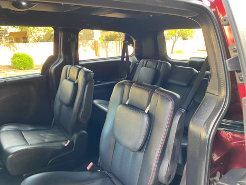 Used 2018 Dodge Grand Caravan GT image 30