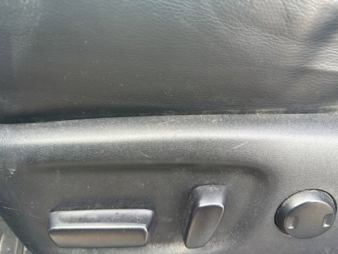 Used 2015 Toyota RAV4 Limited image 27