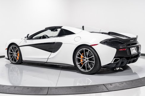 Used 2020 McLaren 570S Spider image 5