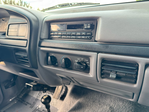 Used 1996 Ford F150 XLT image 26