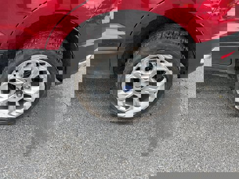 Used 2021 Ford EcoSport SE w/ SE Appearance Package image 34