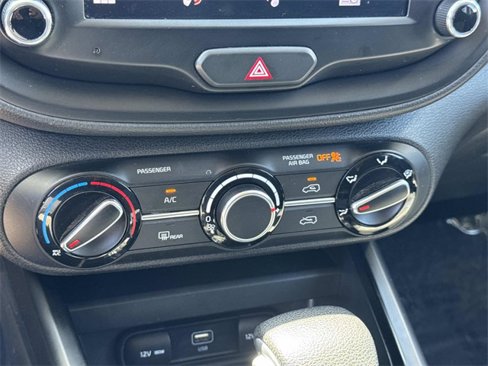 Used 2023 Kia Soul LX w/ LX Technology Package image 28