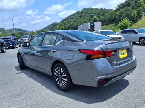 Used 2023 Nissan Altima 2.5 SV image 4