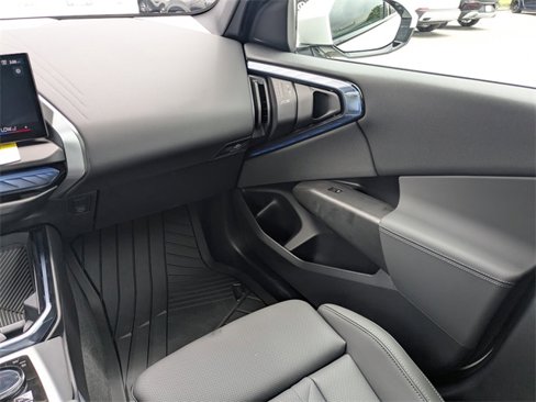 New 2025 BMW X3 xDrive30i w/ M Sport Package image 17