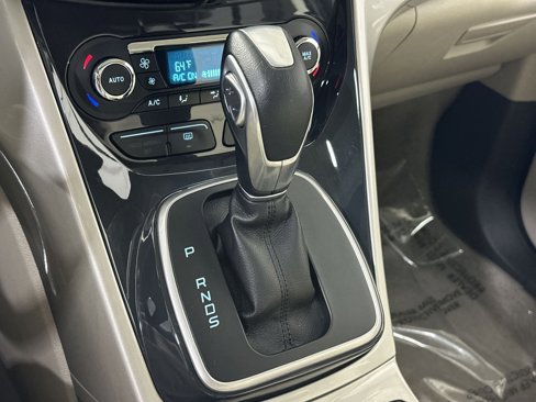Used 2013 Ford Escape SEL image 32