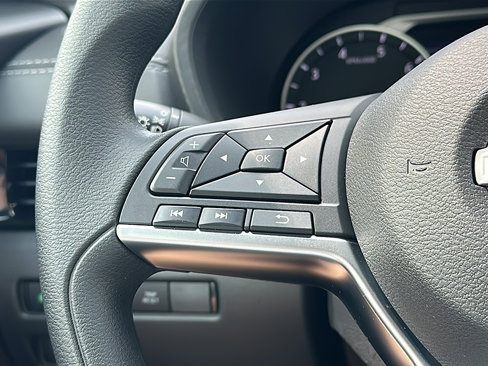 New 2025 Nissan Sentra SV image 19