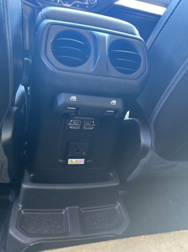 Used 2021 Jeep Wrangler Unlimited Sahara w/ Cold Weather Group image 14