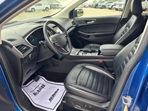 Used 2020 Ford Edge SEL image 9
