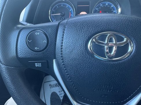 Used 2017 Toyota Corolla L image 29