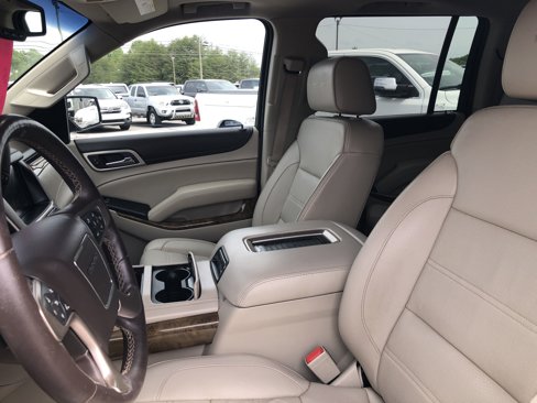 Used 2017 GMC Yukon XL Denali w/ Open Road Package image 16