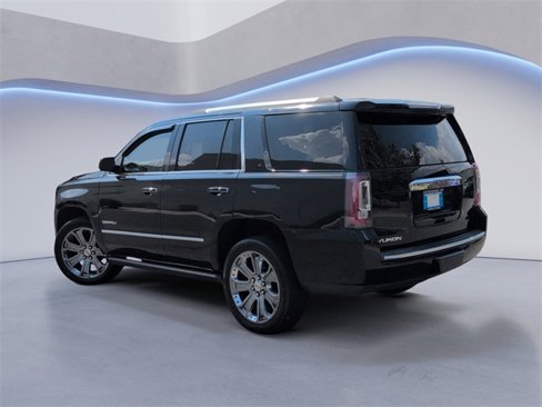 Used 2017 GMC Yukon Denali w/ Open Road Package image 9