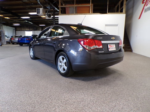 Used 2016 Chevrolet Cruze LT image 3