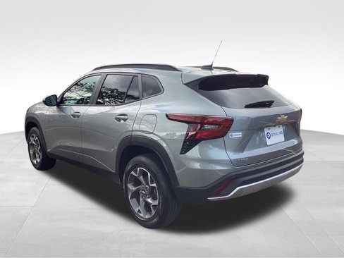 New 2025 Chevrolet Trax LT image 5
