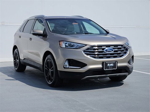 Used 2020 Ford Edge SEL w/ Convenience Package image 3