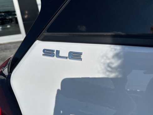Used 2018 GMC Terrain SLE w/ Driver Convenience Package image 10