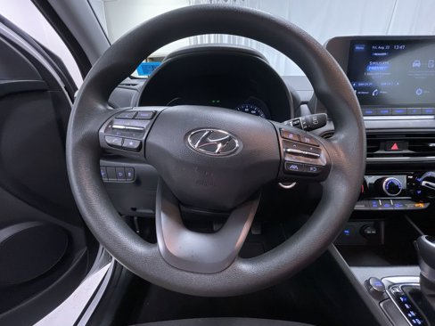 Used 2023 Hyundai Kona SEL image 8