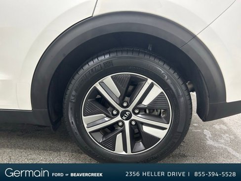 Used 2020 Kia Niro EX Premium image 13