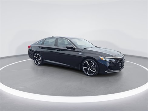Used 2022 Honda Accord Sport image 2