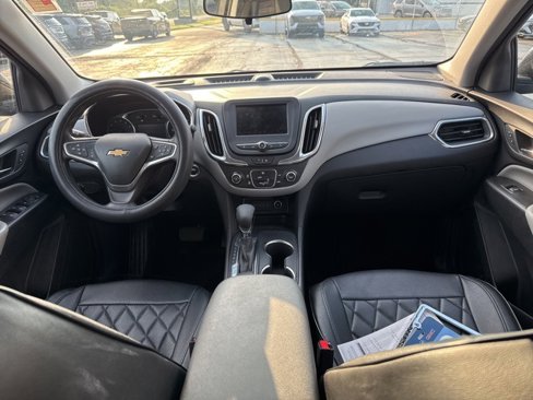 Used 2023 Chevrolet Equinox LS w/ LS Convenience Package image 9
