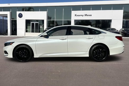 Used 2018 Honda Accord LX image 7