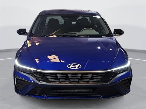 New 2025 Hyundai Elantra Sport image 2