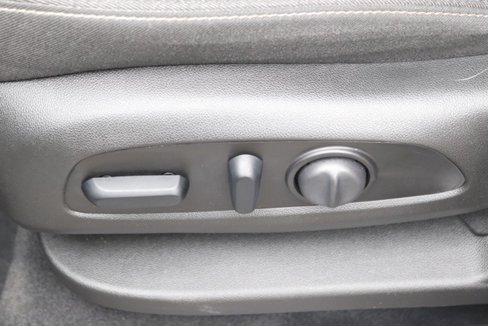 Used 2021 Chevrolet Equinox LT image 15