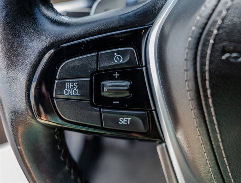 Used 2019 BMW 530i w/ Convenience Package image 16