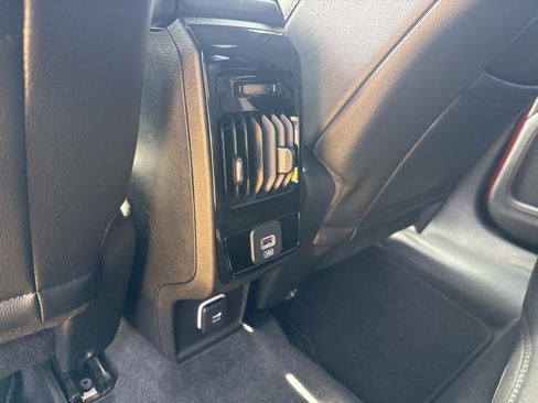 Used 2022 Jeep Compass Limited image 27