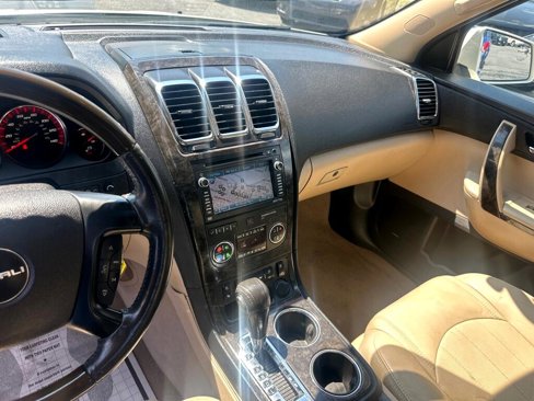 Used 2012 GMC Acadia Denali image 19