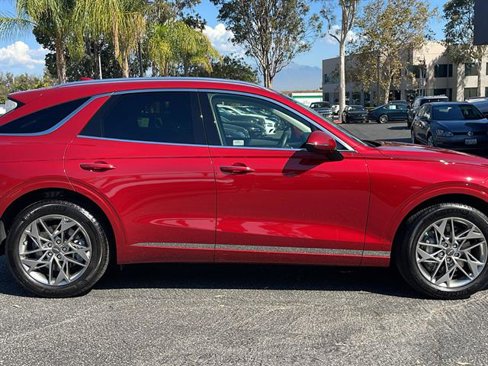 Used 2025 Genesis GV70 2.5T w/ Select Package image 6