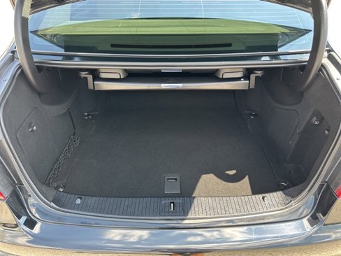 Used 2014 Mercedes-Benz E 350 Sedan image 35