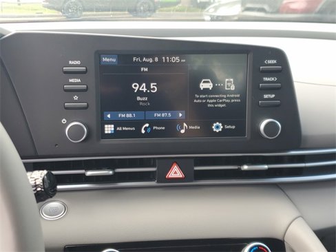 New 2025 Hyundai Elantra Sport image 21