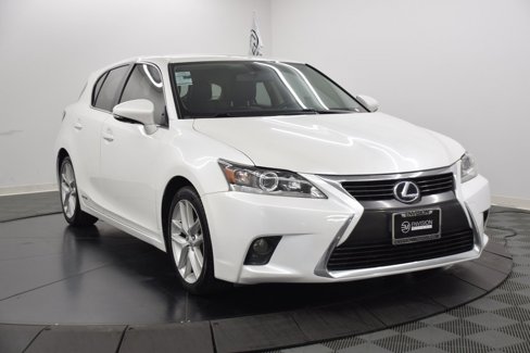 Used 2016 Lexus CT 200h image 4