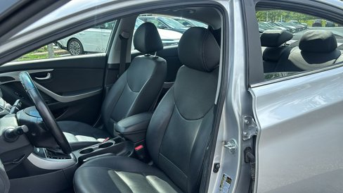 Used 2014 Hyundai Elantra Limited w/ Option Group 03 image 10
