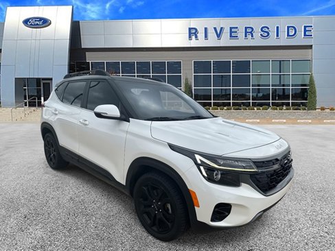 Used 2024 Kia Seltos X-Line image 3
